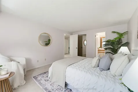 216 Mcgarry Drive Kitchener ON N2N 1H9