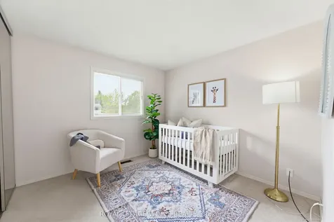 216 Mcgarry Drive Kitchener ON N2N 1H9