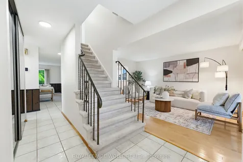 216 Mcgarry Drive Kitchener ON N2N 1H9