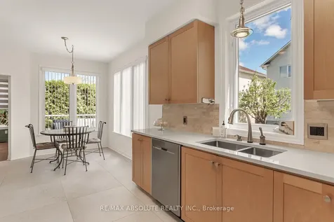 98 Yoho Drive Kanata ON K2M 2V3