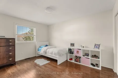 98 Yoho Drive Kanata ON K2M 2V3