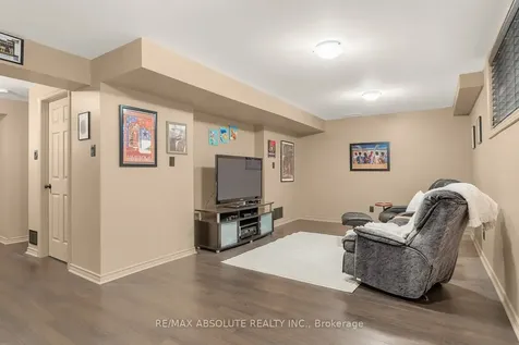 98 Yoho Drive Kanata ON K2M 2V3