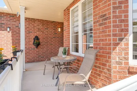 98 Yoho Drive Kanata ON K2M 2V3