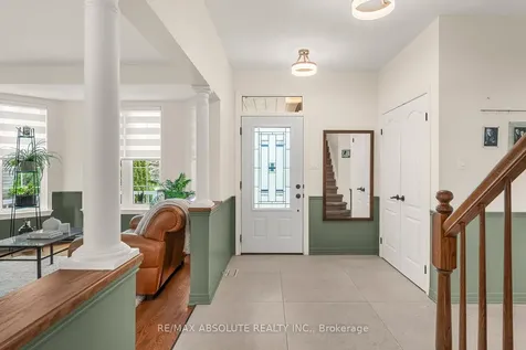 98 Yoho Drive Kanata ON K2M 2V3