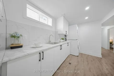 89 Ristau Crescent Kitchener ON N2E 3A9