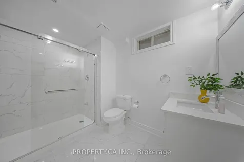89 Ristau Crescent Kitchener ON N2E 3A9