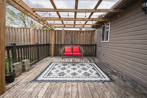 89 Ristau Crescent Kitchener ON N2E 3A9