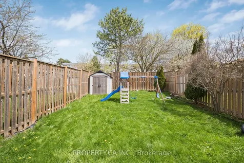 89 Ristau Crescent Kitchener ON N2E 3A9