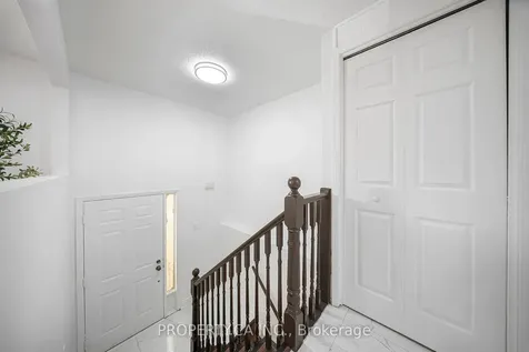 89 Ristau Crescent Kitchener ON N2E 3A9
