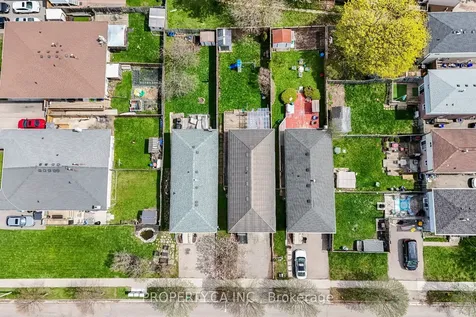 89 Ristau Crescent Kitchener ON N2E 3A9