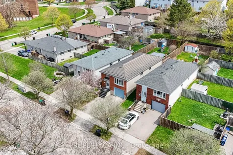 89 Ristau Crescent Kitchener ON N2E 3A9