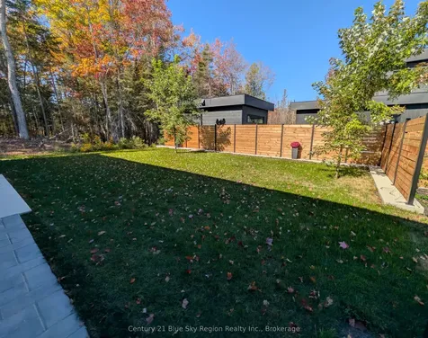 160 Sugarbush Street North Bay ON P1C 1M8