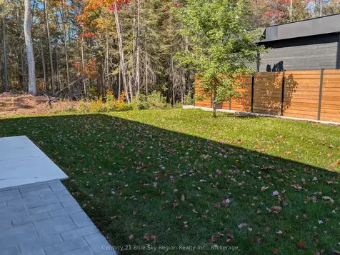 160 Sugarbush Street North Bay ON P1C 1M8