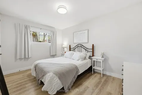 59 Purvis Drive Hamilton ON L8S 2S5