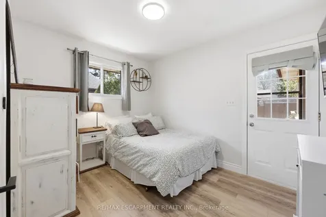 59 Purvis Drive Hamilton ON L8S 2S5