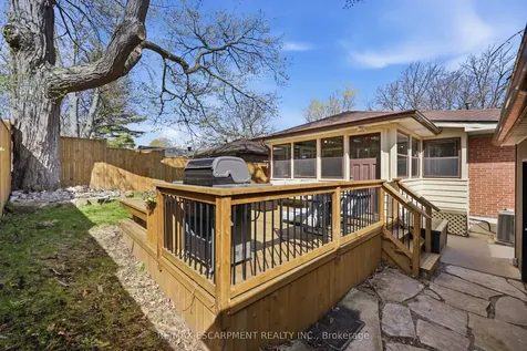 59 Purvis Drive Hamilton ON L8S 2S5