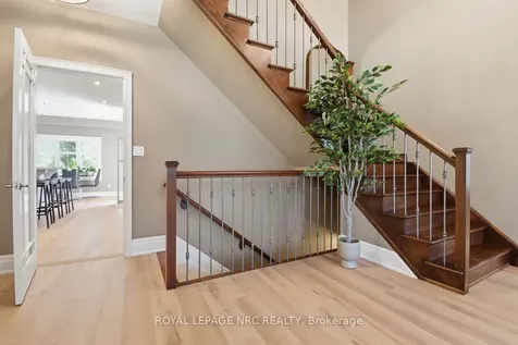 35 Buckley Terrace Pelham ON L3E 0S4