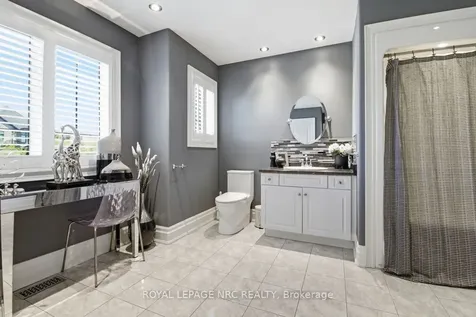 35 Buckley Terrace Pelham ON L3E 0S4