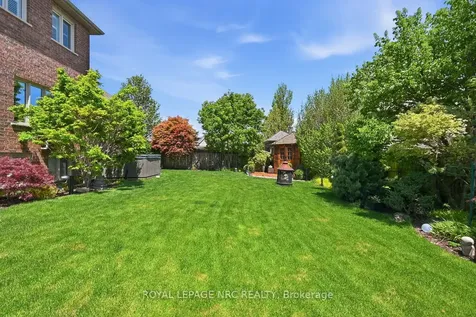 35 Buckley Terrace Pelham ON L3E 0S4