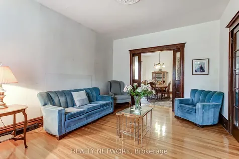 18 Fairleigh Crescent Hamilton ON L8M 2K9