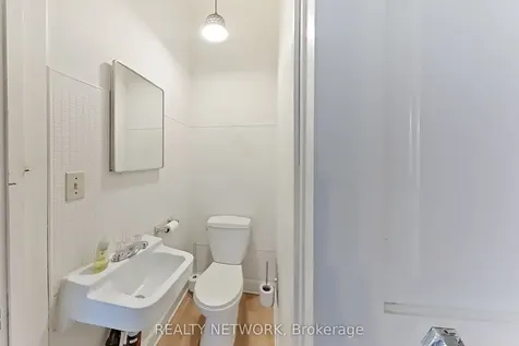 18 Fairleigh Crescent Hamilton ON L8M 2K9
