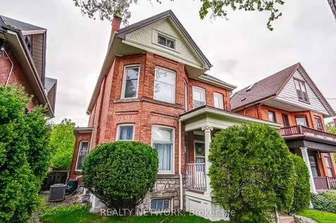 18 Fairleigh Crescent Hamilton ON L8M 2K9
