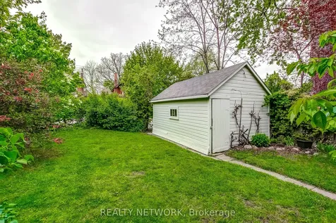 18 Fairleigh Crescent Hamilton ON L8M 2K9
