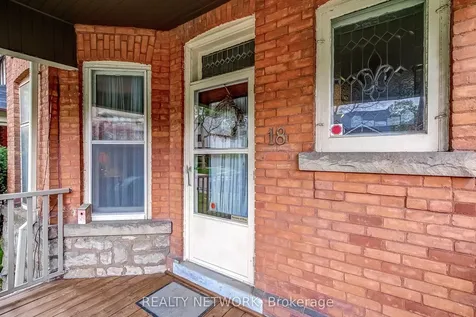 18 Fairleigh Crescent Hamilton ON L8M 2K9
