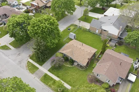 31 Willcher Drive St. Catharines ON L2M 7C6
