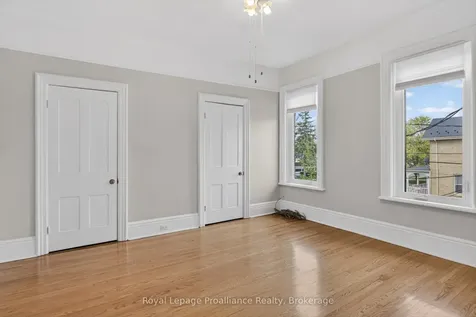 70 Wellington Street Kawartha Lakes ON K9V 3N7