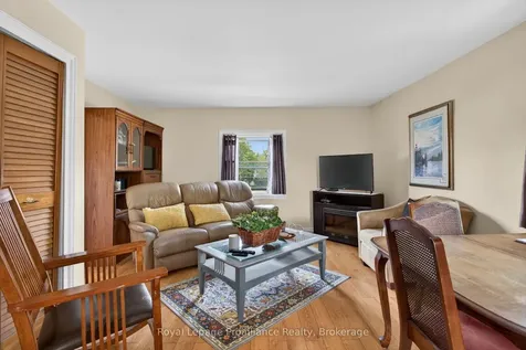 70 Wellington Street Kawartha Lakes ON K9V 3N7