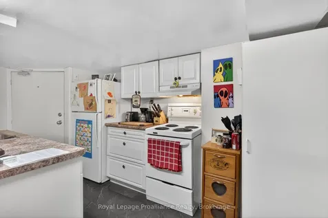 70 Wellington Street Kawartha Lakes ON K9V 3N7