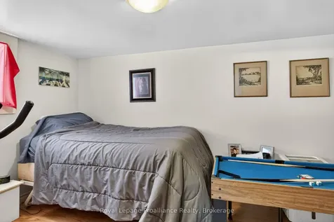 70 Wellington Street Kawartha Lakes ON K9V 3N7