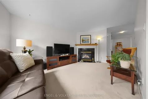 23 Cambray Lane Kanata ON K2K 3C3