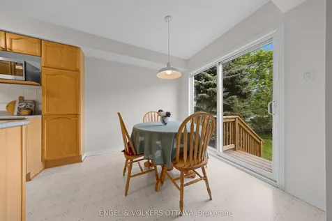 23 Cambray Lane Kanata ON K2K 3C3