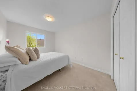 23 Cambray Lane Kanata ON K2K 3C3