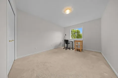 23 Cambray Lane Kanata ON K2K 3C3
