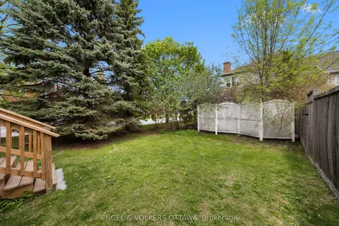 23 Cambray Lane Kanata ON K2K 3C3