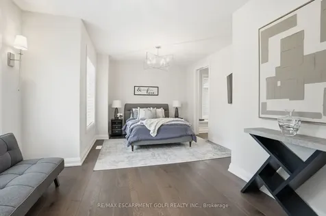 58 Simpson Road St. Catharines ON L2N 0A5