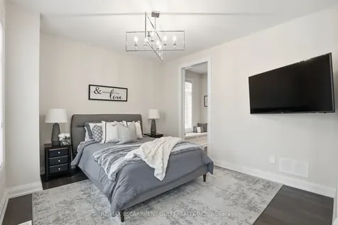 58 Simpson Road St. Catharines ON L2N 0A5
