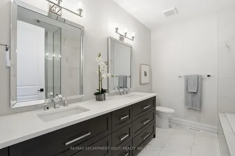 58 Simpson Road St. Catharines ON L2N 0A5