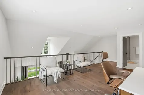 58 Simpson Road St. Catharines ON L2N 0A5