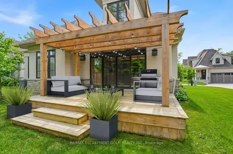 58 Simpson Road St. Catharines ON L2N 0A5