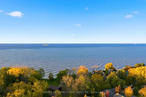 58 Simpson Road St. Catharines ON L2N 0A5