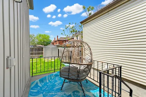 17 Minto Avenue Hamilton ON L8L 6E1
