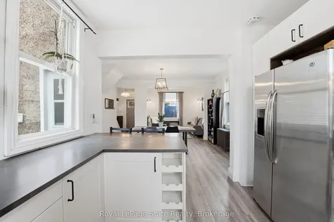 17 Minto Avenue Hamilton ON L8L 6E1