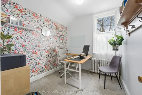 17 Minto Avenue Hamilton ON L8L 6E1