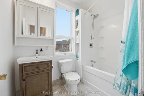 17 Minto Avenue Hamilton ON L8L 6E1
