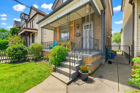 17 Minto Avenue Hamilton ON L8L 6E1
