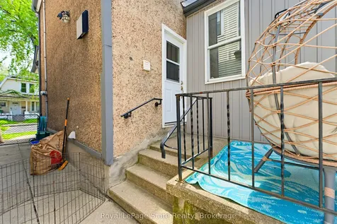 17 Minto Avenue Hamilton ON L8L 6E1